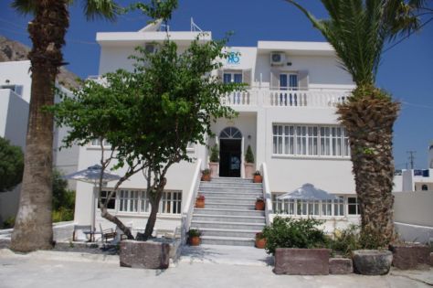 KAMARI BLU BOUTIQUE HOTEL