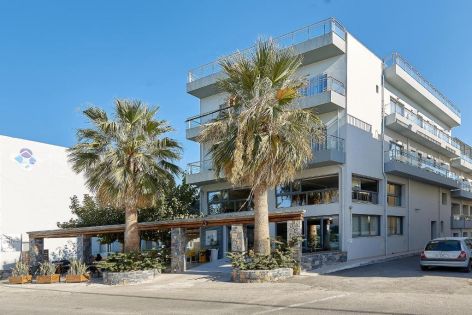 POLLIS HOTEL