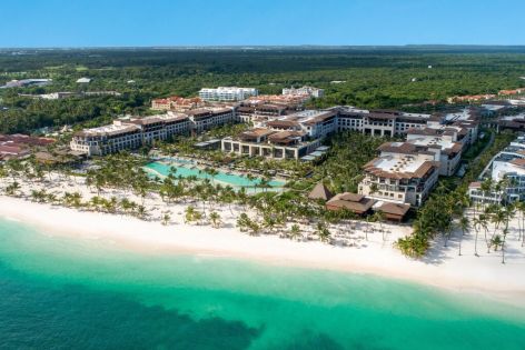 Unique Club at Lopesan Costa Bavaro Resort
