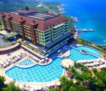 UTOPIA WORLD HOTEL