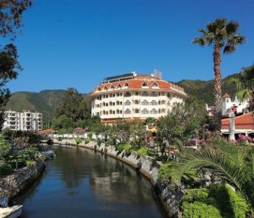 FORTUNA BEACH HOTEL