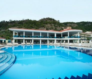 MONTEBELLO RESORT